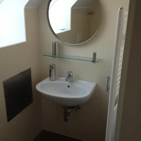 Hunters House Kft Bed and breakfast *