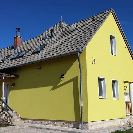 Hunters House Kft Toltestava