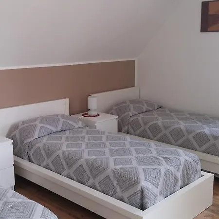 Bed and breakfast Hunters House Kft Toltestava